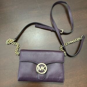 Michael KORS small purple/eggplant crossbody